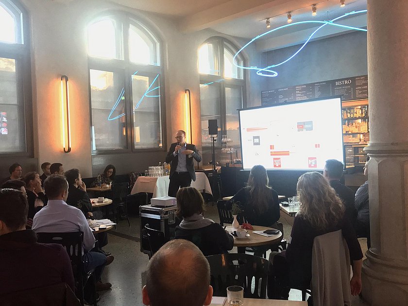 26. FFHS Business Breakfast 26. FFHS Business Breakfast