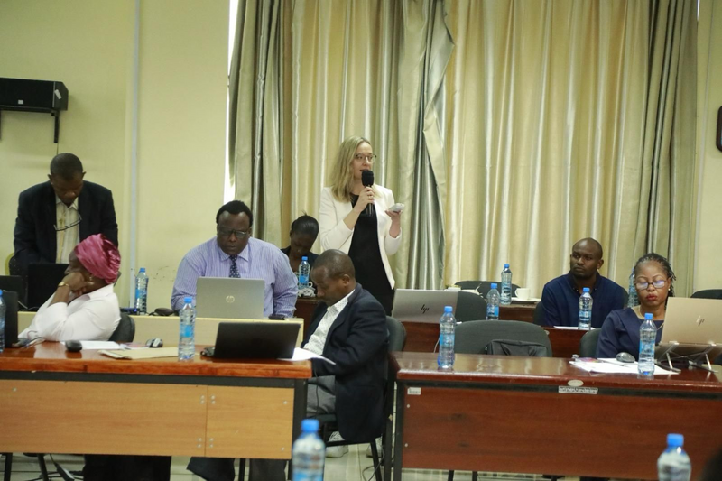 Victoria Mirata hält eine Rede und bedankt sich für die vorbildliche und gegenseitig wertvolle und wertschätzende Zusammenarbeit. (Foto: ZVG)