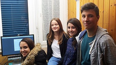 Forschung hautnah für Schüler der OMS in Brig