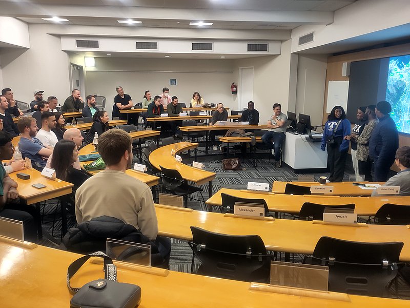 Die Studierenden erhielten durch Gastvorträge auch und Unternehmensbesuche auch Einblicke in das soziale, politische und wirtschaftliche Umfeld von Südafrika.