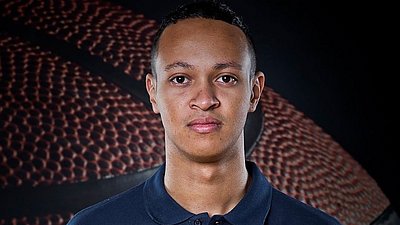 «Ich bin nicht nur auf dem Feld sehr ambitioniert, sondern auch im Beruf»