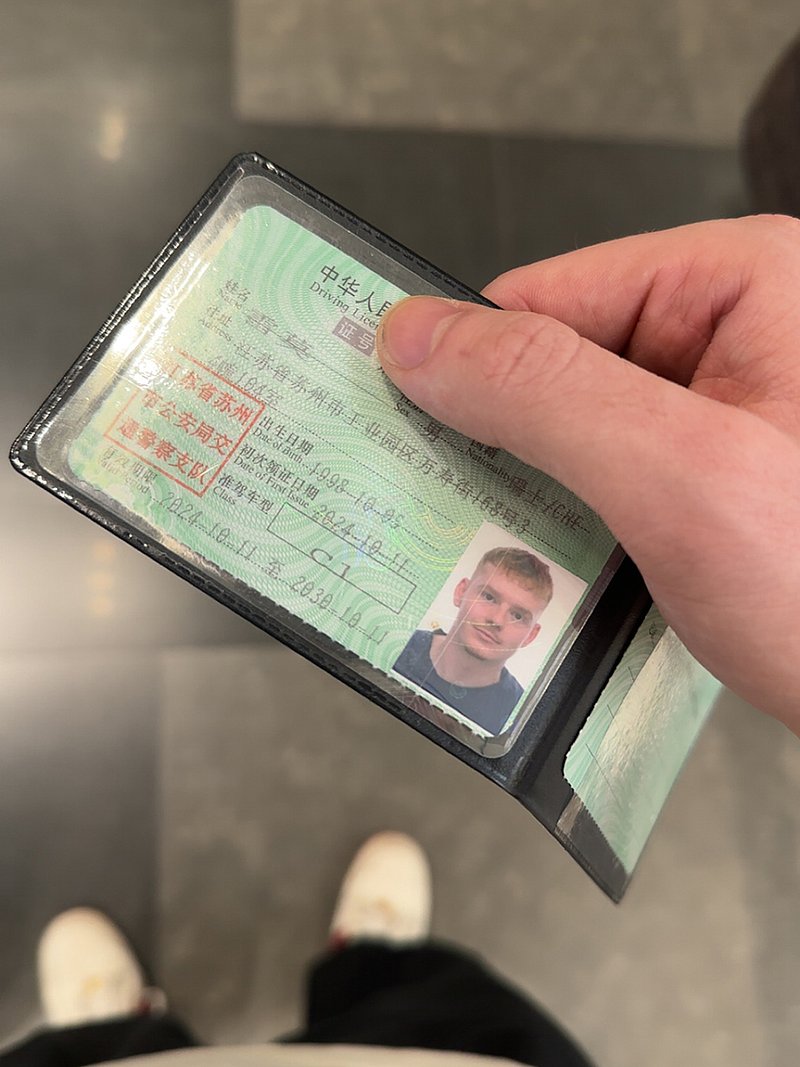 Führerschein auf Chinesisch. (Foto: ZVG)