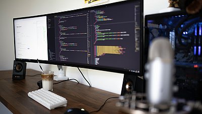 Wie KMU Cybersicherheit wirksam managen